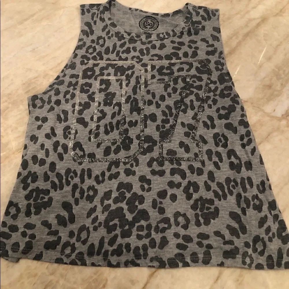 SO Girl’s Top Animal Print Size M Gray and Black